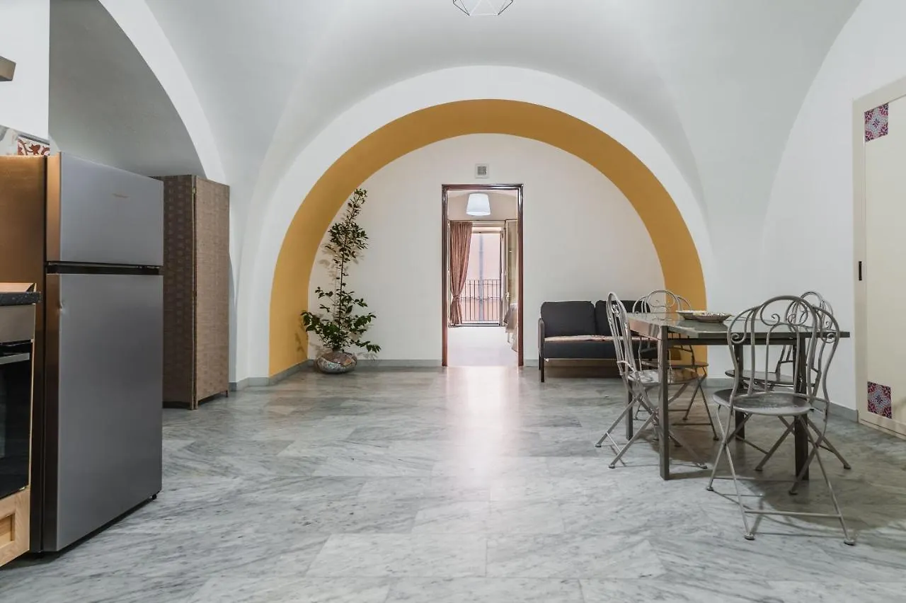 Apartment Manzoni 40 By Wonderful Italy カターニア