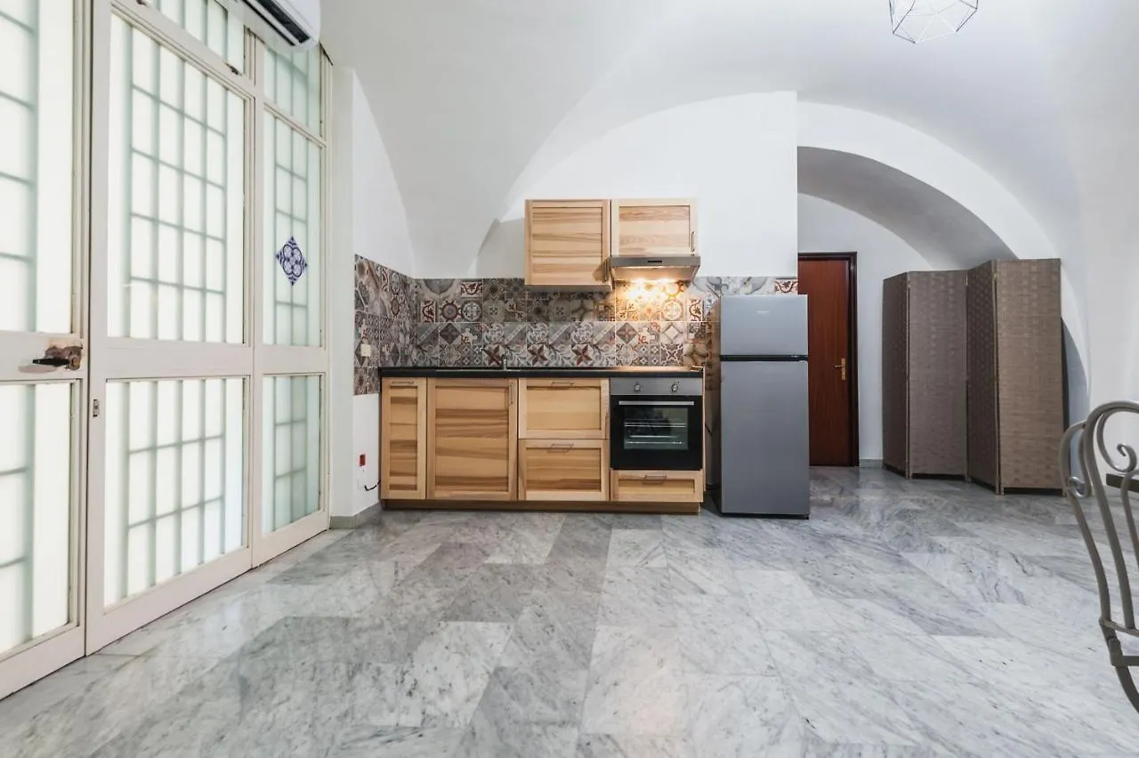 Apartment Manzoni 40 By Wonderful Italy カターニア